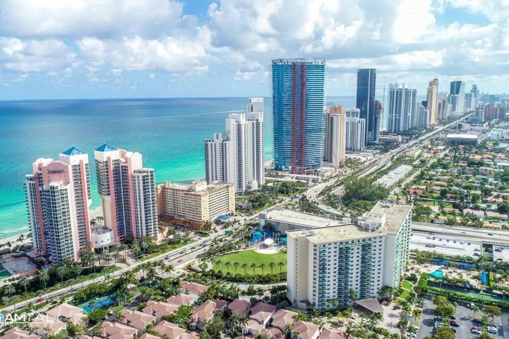 Miami Holiday Apartments 阳光岛滩 外观 照片